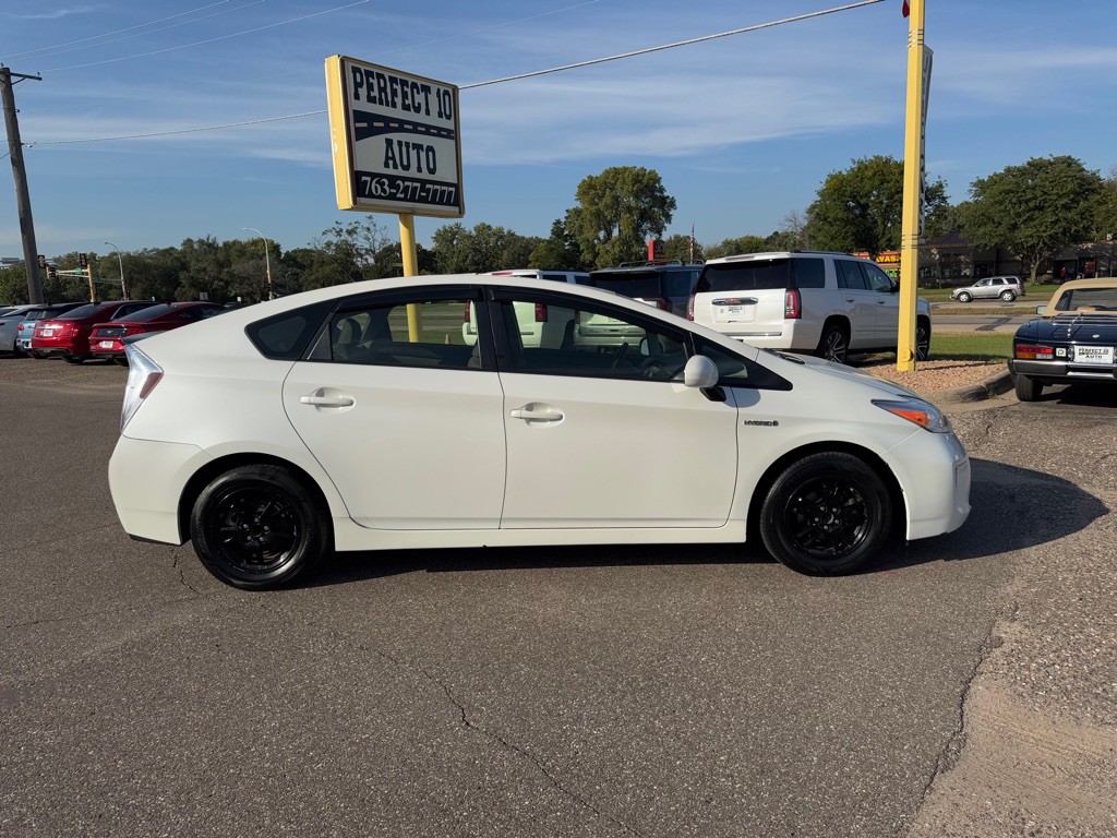 2012 Toyota Prius Image 3
