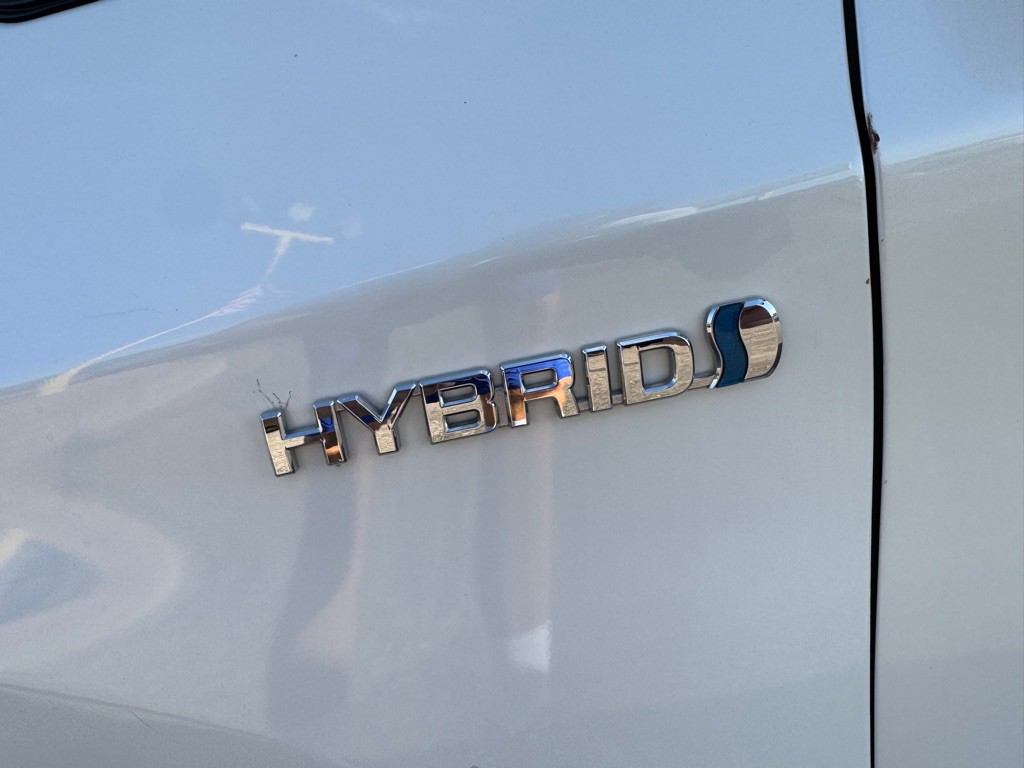 2012 Toyota Prius Image 15