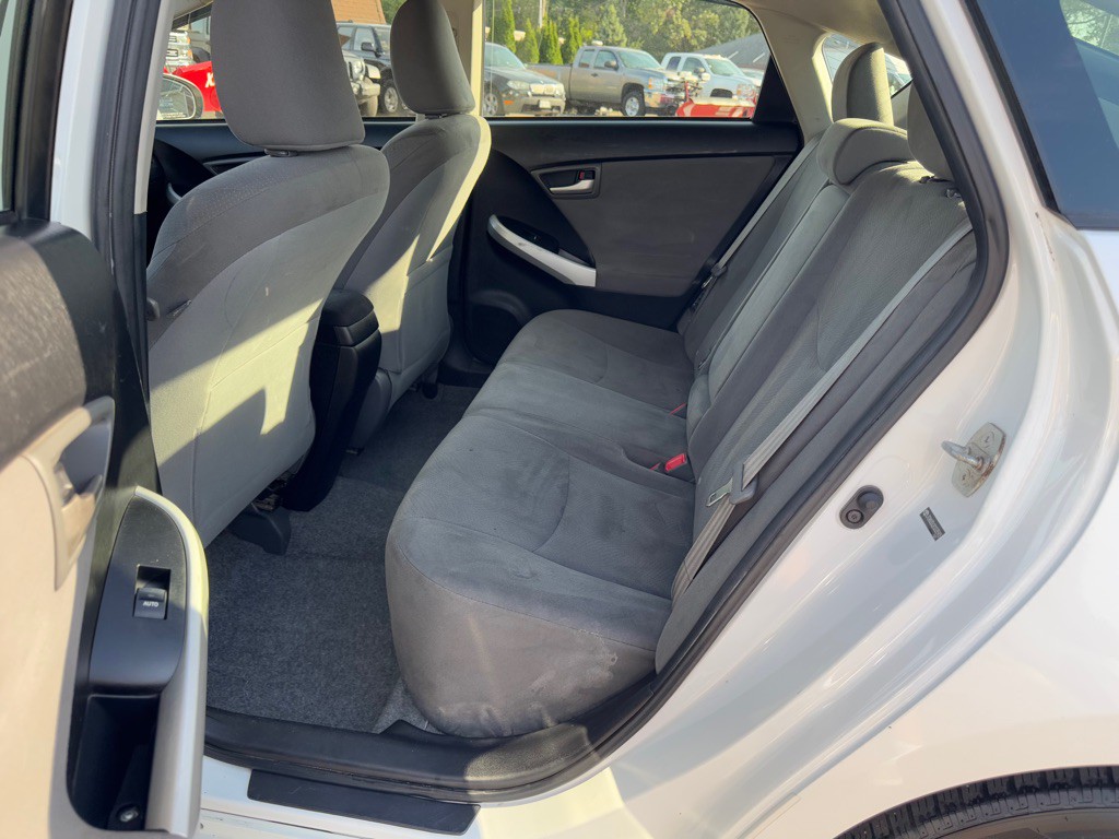 2012 Toyota Prius Image 20