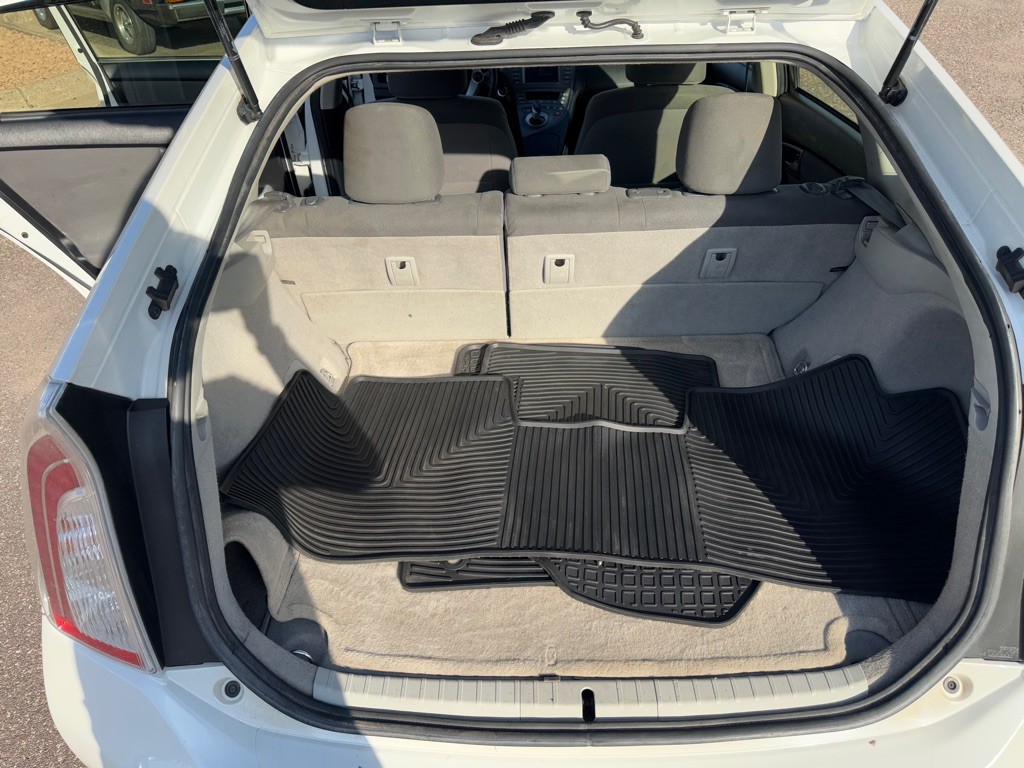 2012 Toyota Prius Image 23