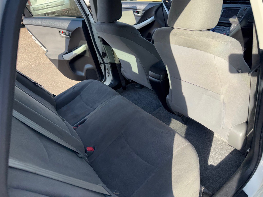 2012 Toyota Prius Image 26