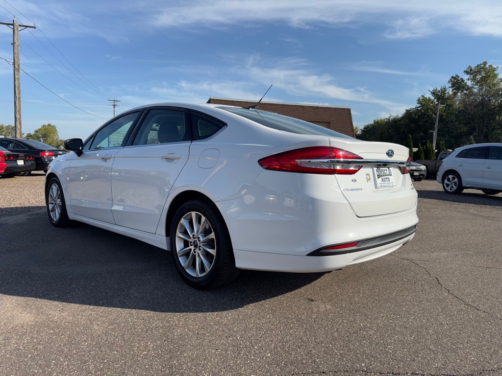 2017 Ford Fusion Image 7