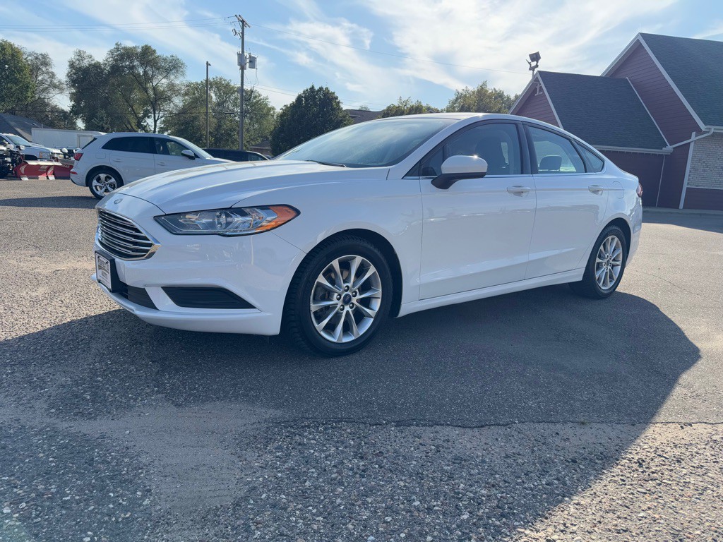 2017 Ford Fusion Image 10