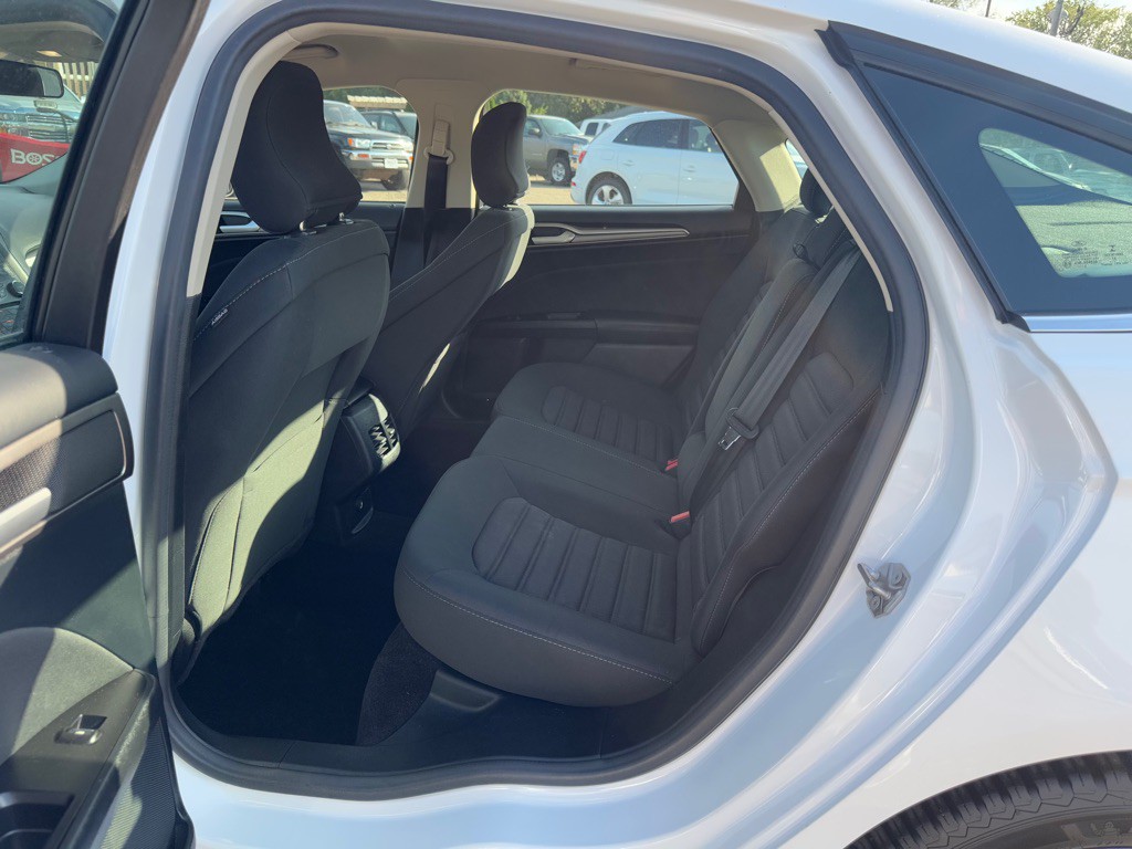 2017 Ford Fusion Image 20