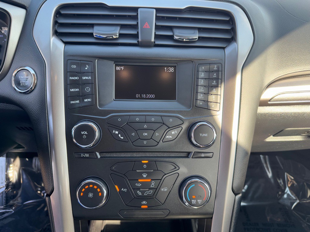 2017 Ford Fusion Image 35