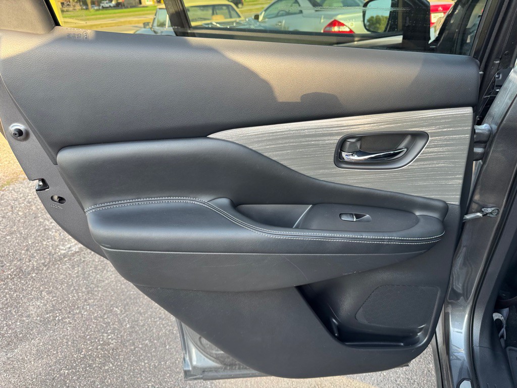 2015 Nissan Murano Image 23