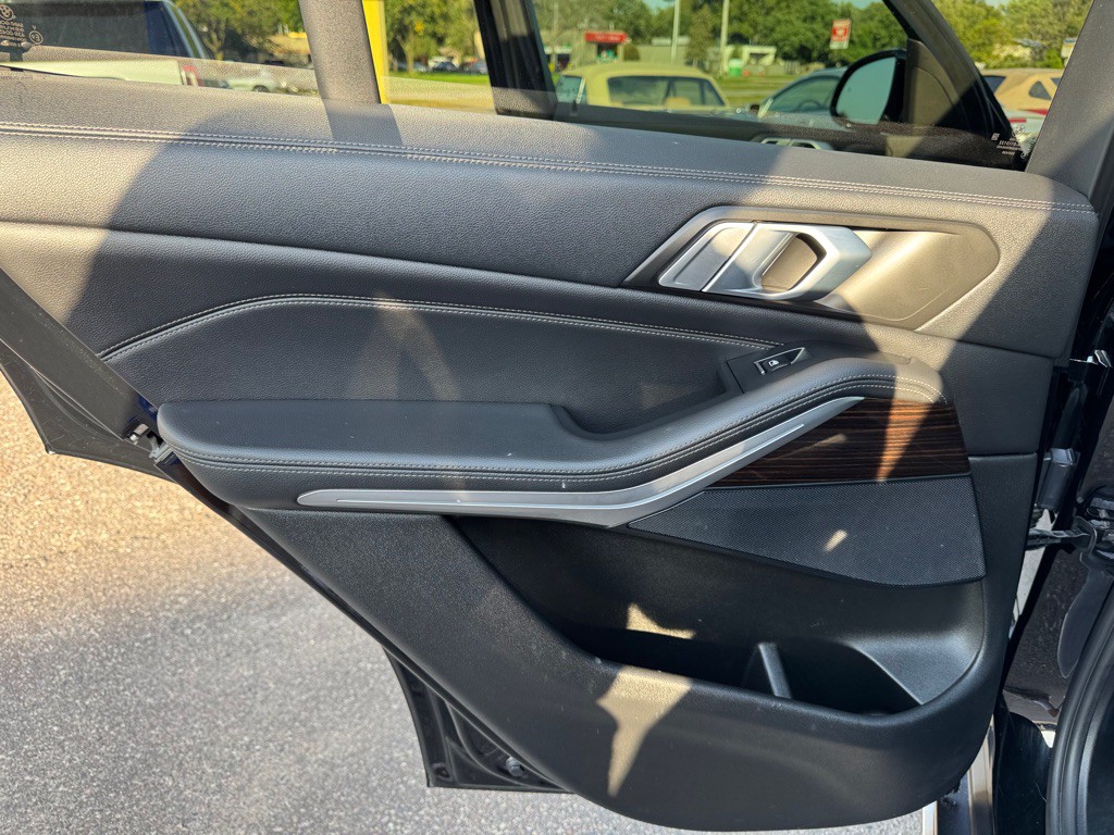 2020 BMW X5 Image 23