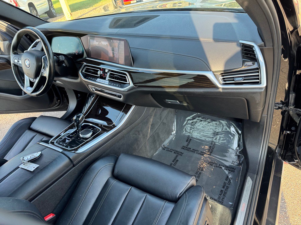 2020 BMW X5 Image 32
