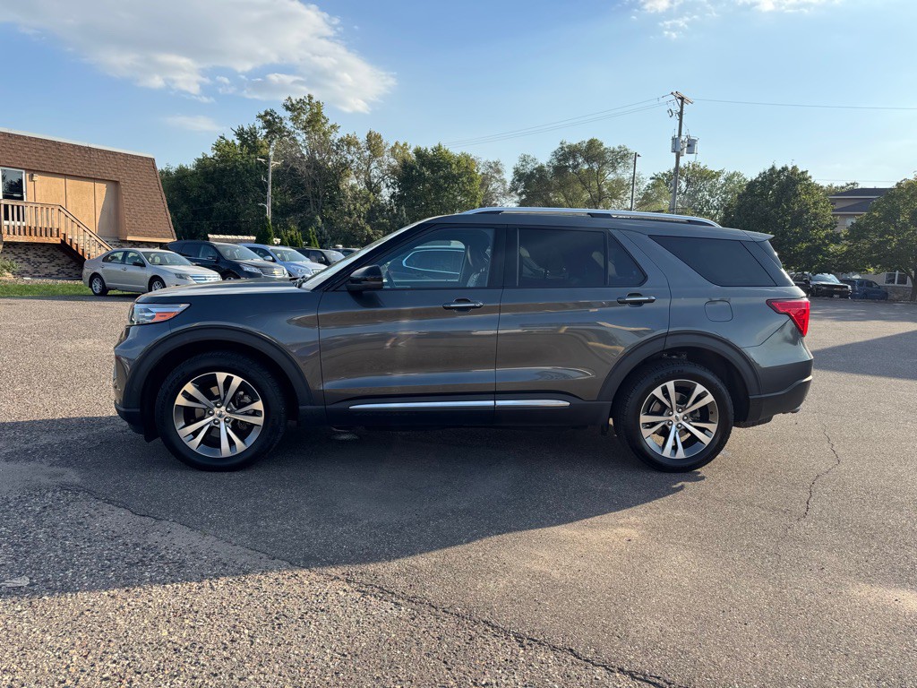 2020 Ford Explorer Image 9