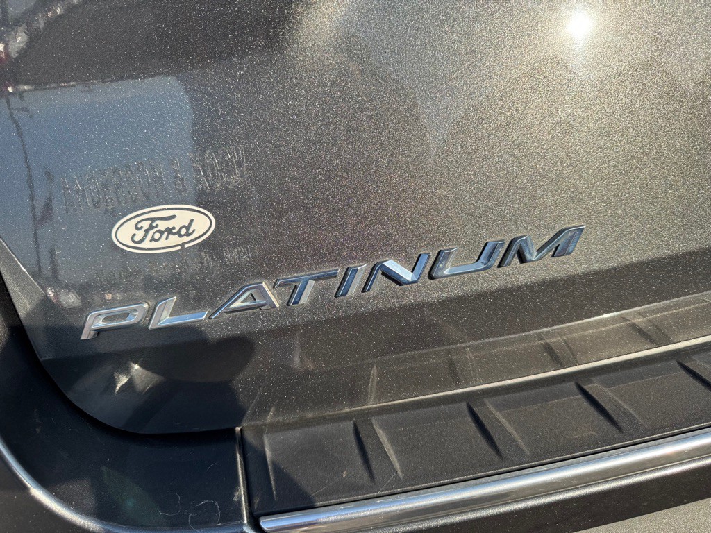 2020 Ford Explorer Image 15