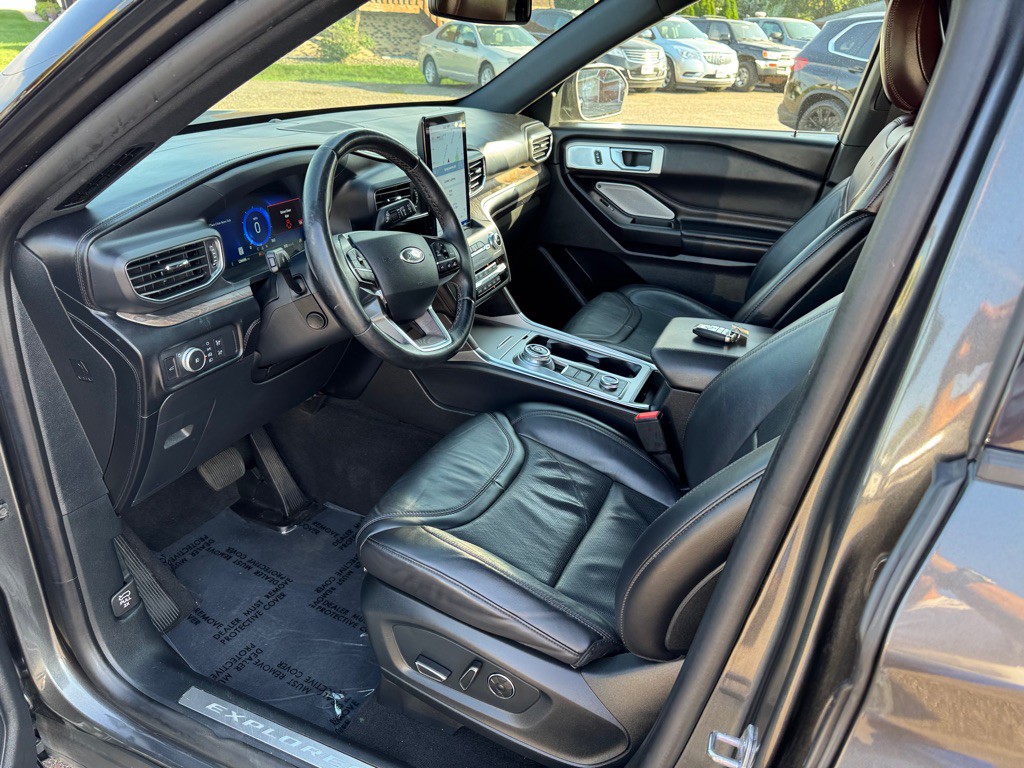 2020 Ford Explorer Image 17