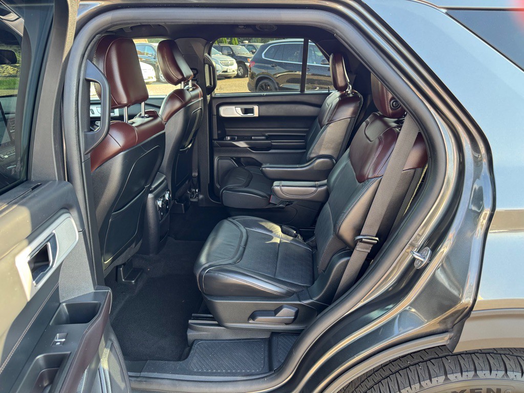 2020 Ford Explorer Image 22