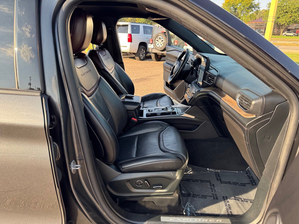 2020 Ford Explorer Image 33