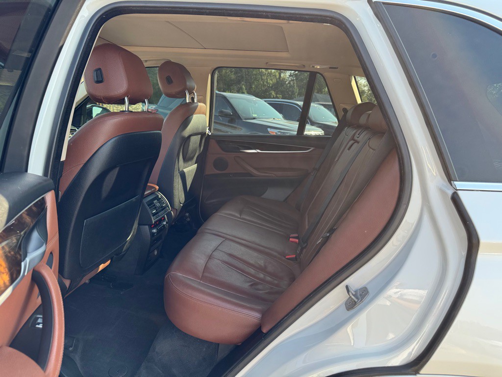 2015 BMW X5 Image 20