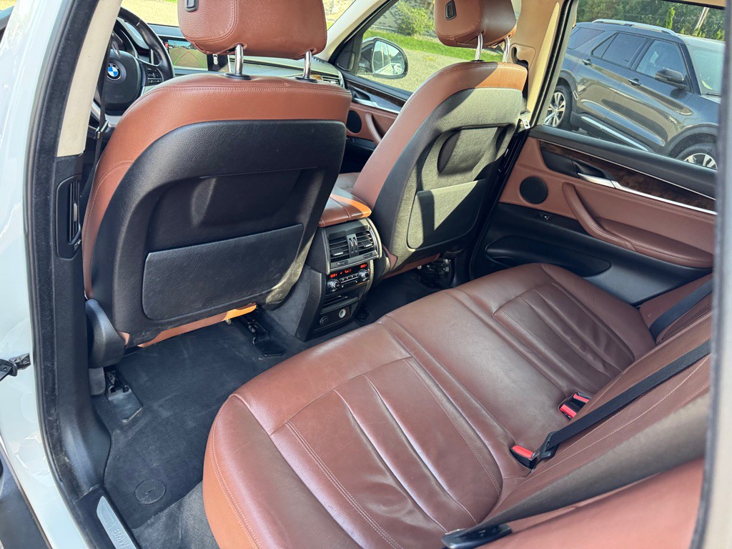 2015 BMW X5 Image 21