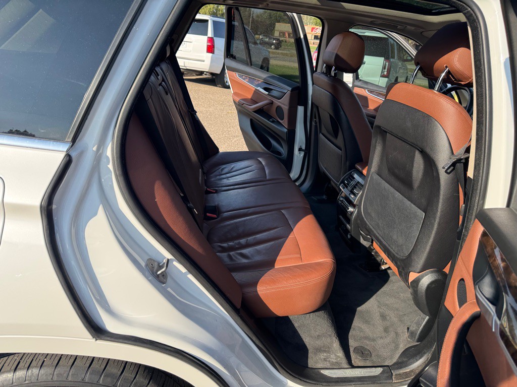 2015 BMW X5 Image 26