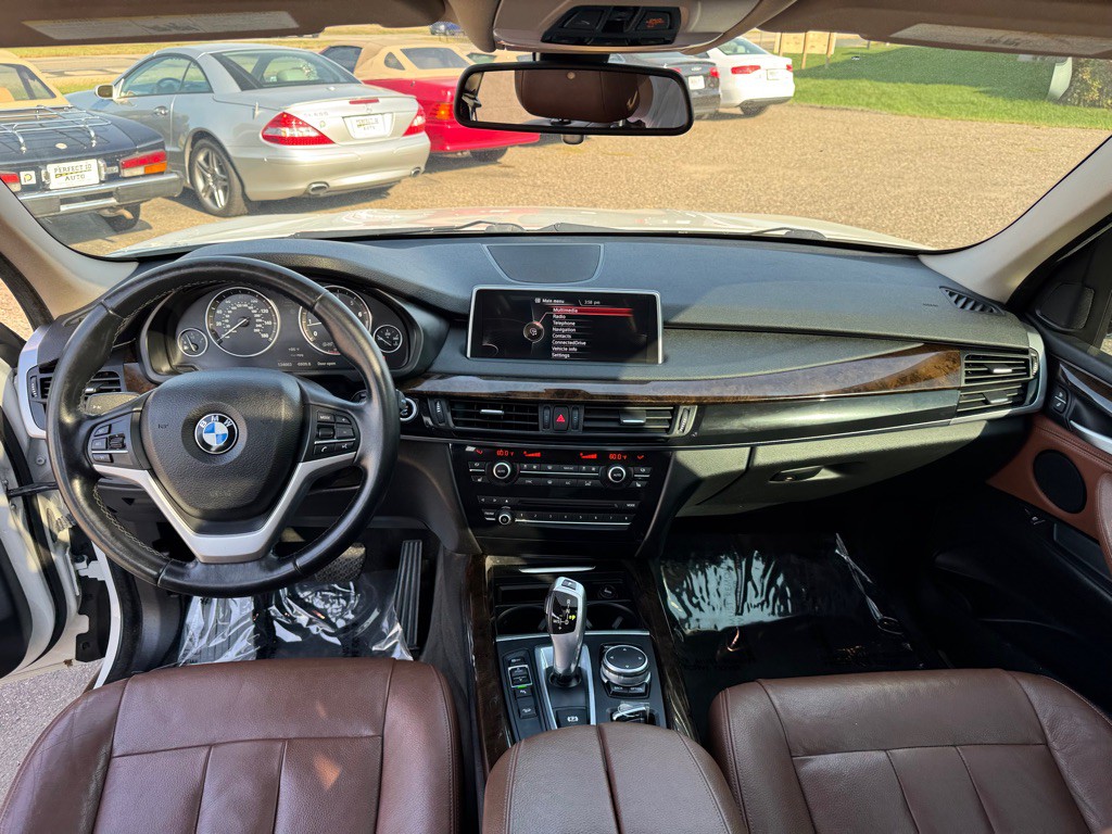 2015 BMW X5 Image 34