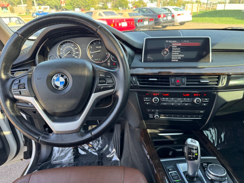 2015 BMW X5 Image 35