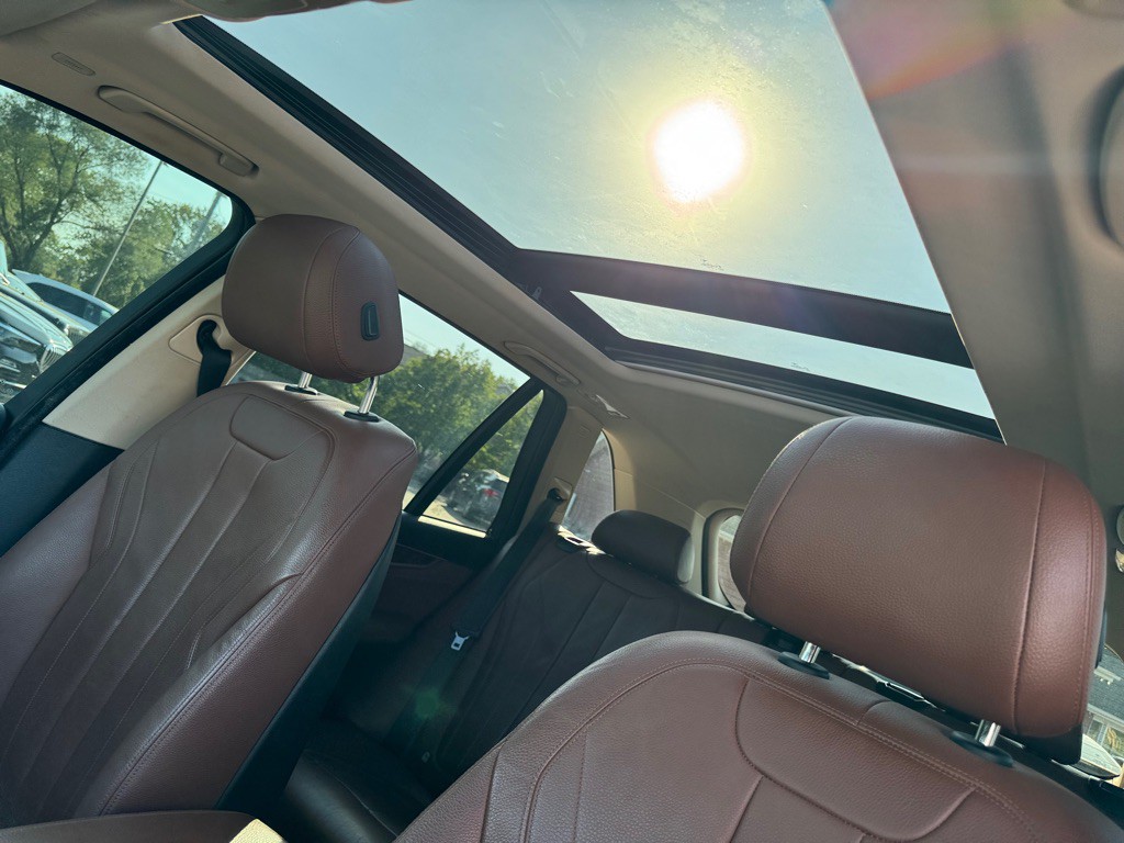 2015 BMW X5 Image 36