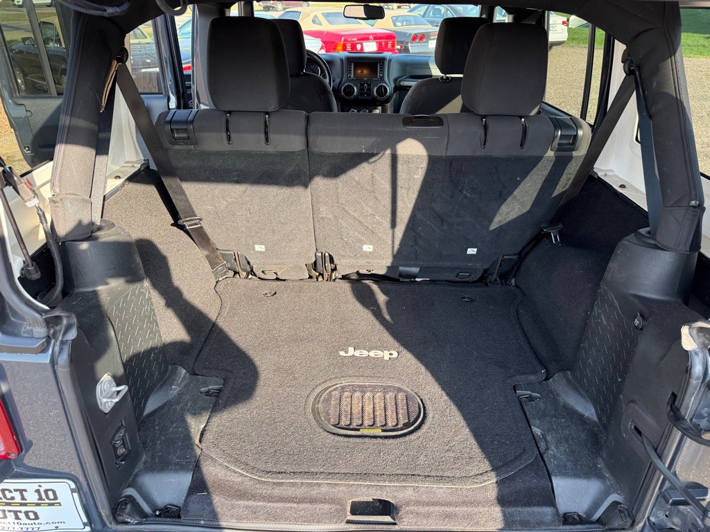 2016 Jeep Wrangler Unlimited Image 21