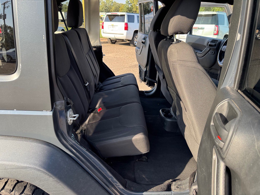 2016 Jeep Wrangler Unlimited Image 23