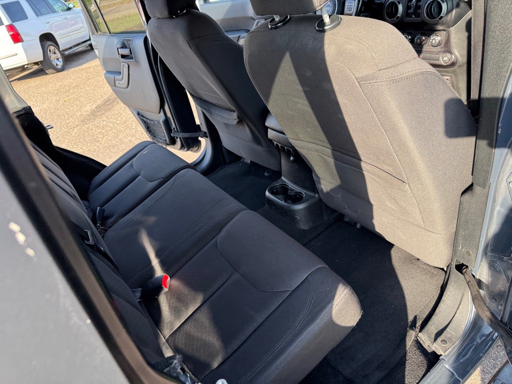 2016 Jeep Wrangler Unlimited Image 24