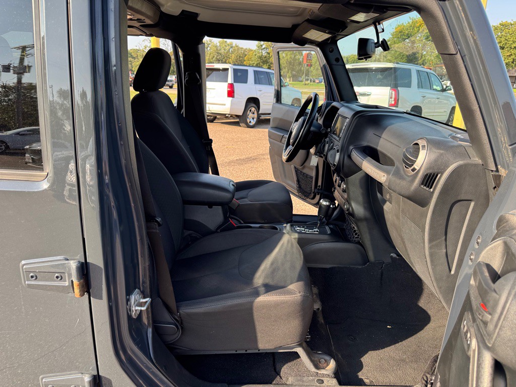 2016 Jeep Wrangler Unlimited Image 26