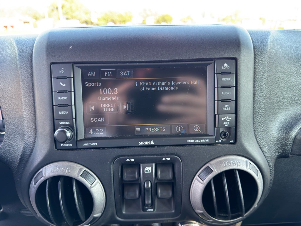 2016 Jeep Wrangler Unlimited Image 35