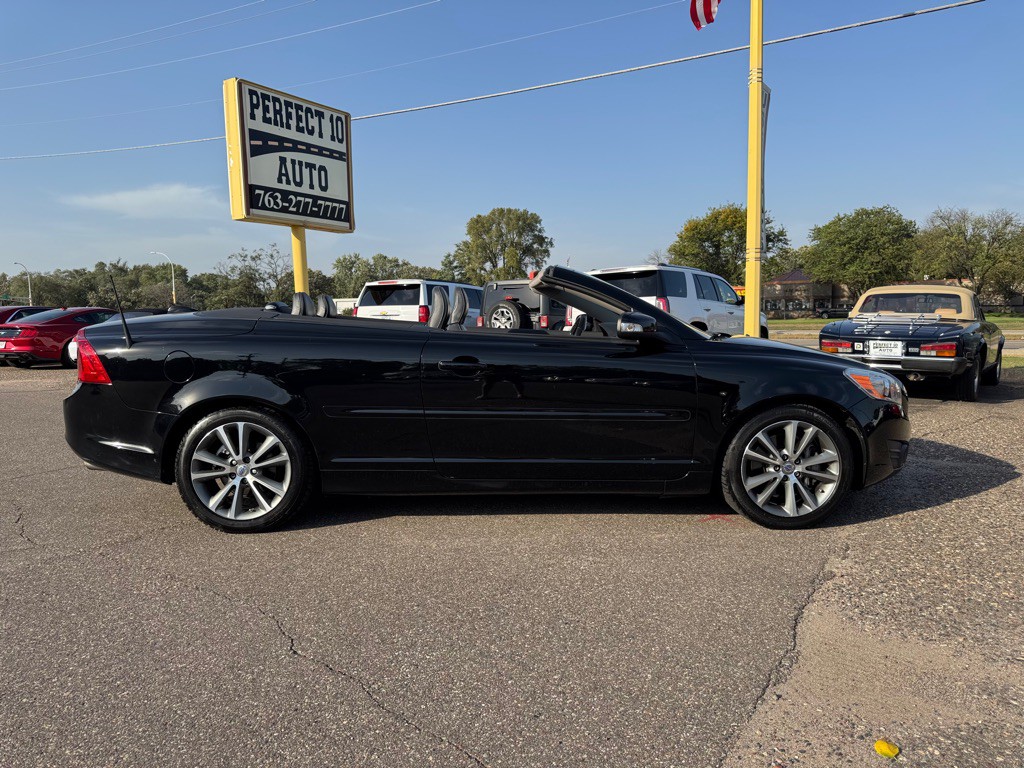 2012 Volvo C70 Image 3