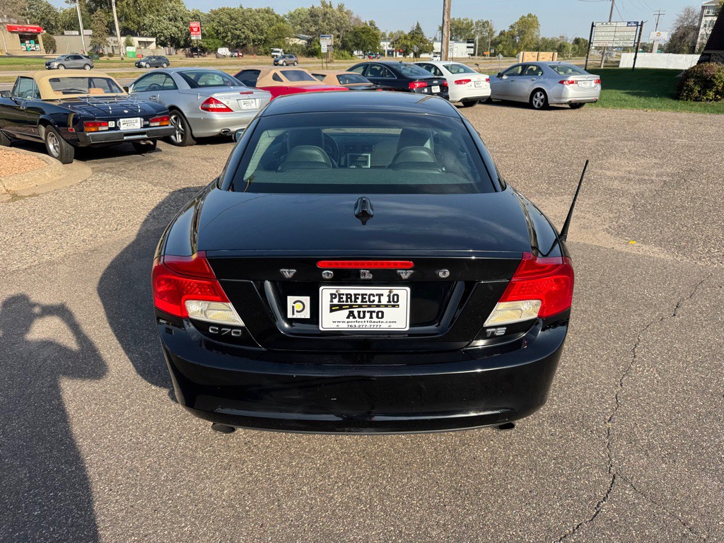 2012 Volvo C70 Image 16
