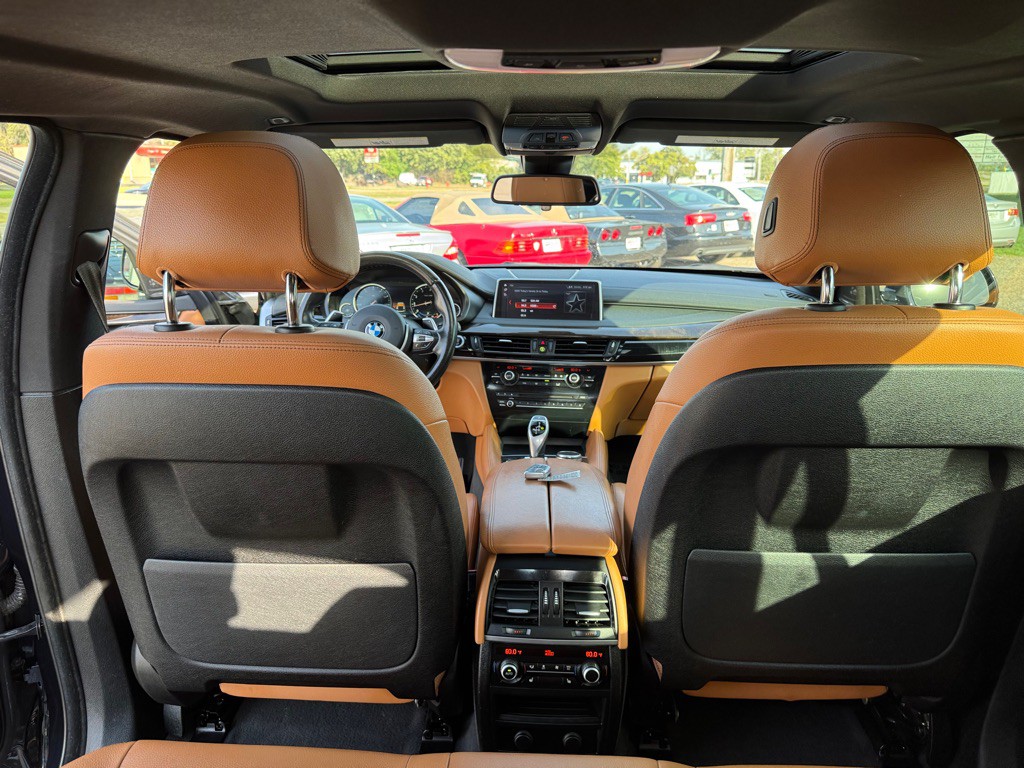 2018 BMW X6 Image 25