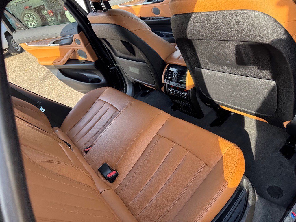 2018 BMW X6 Image 28