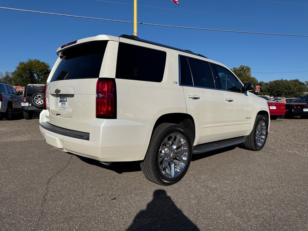 2015 Chevrolet Tahoe Image 4