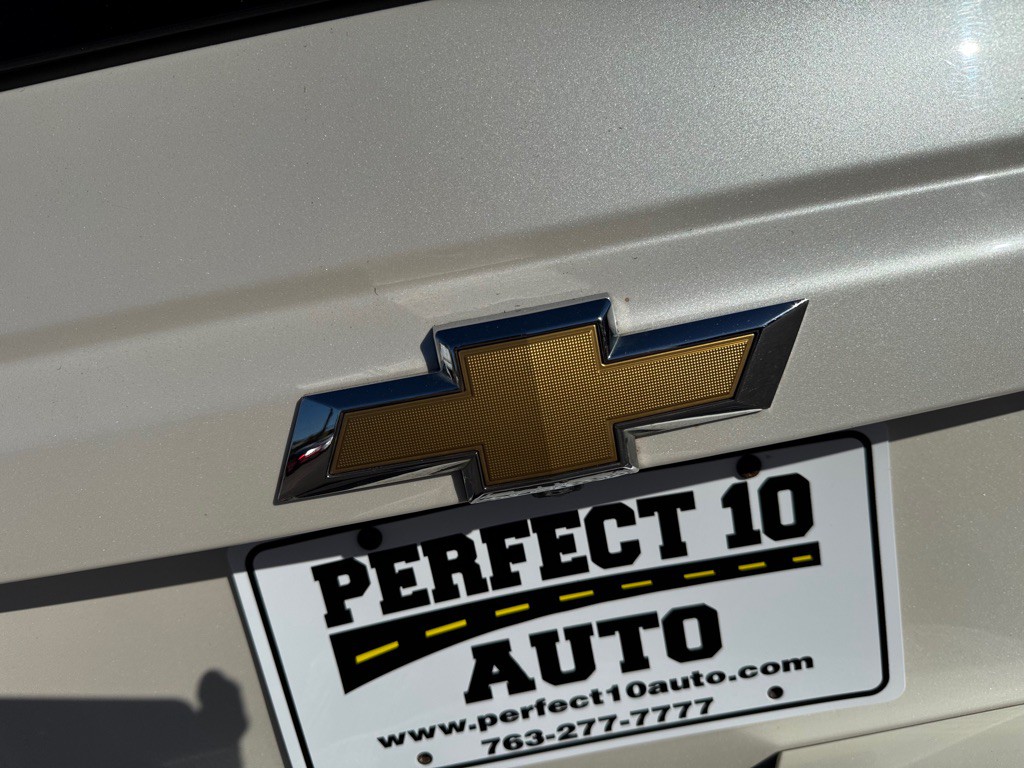 2015 Chevrolet Tahoe Image 13