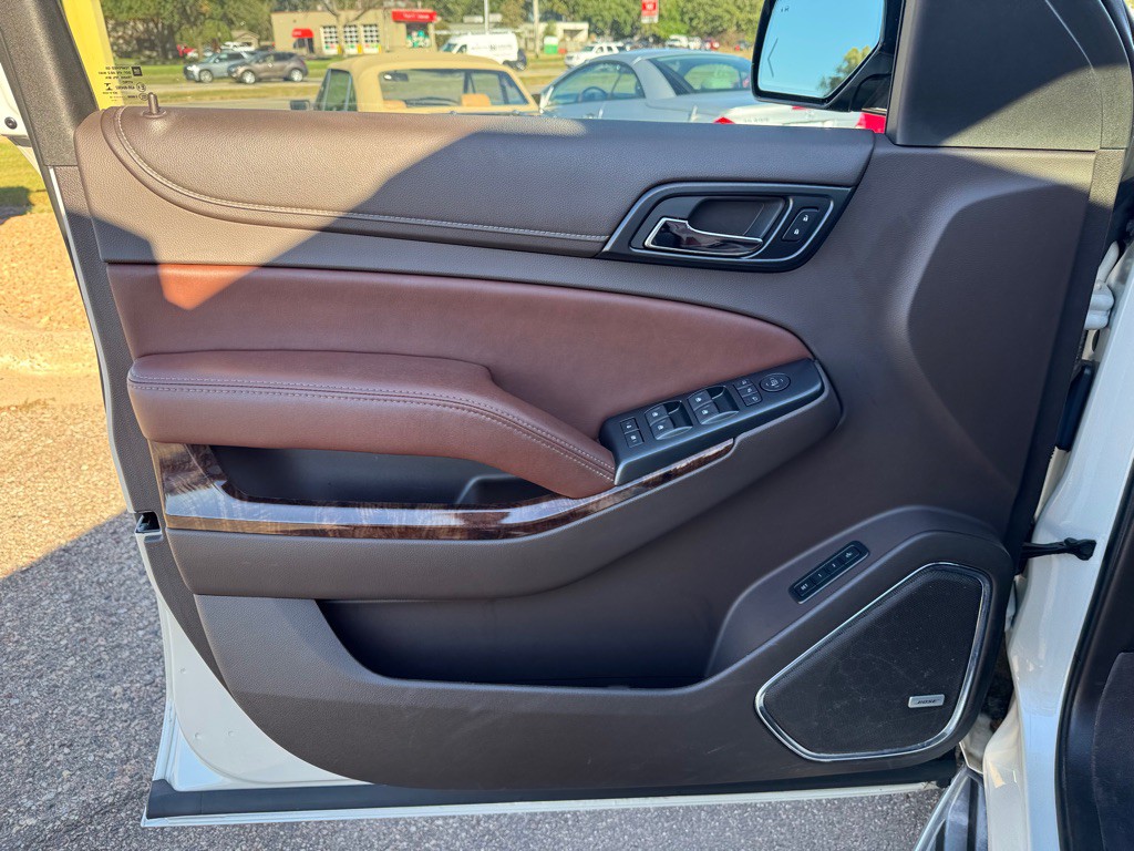 2015 Chevrolet Tahoe Image 19