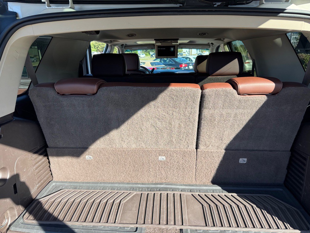 2015 Chevrolet Tahoe Image 28