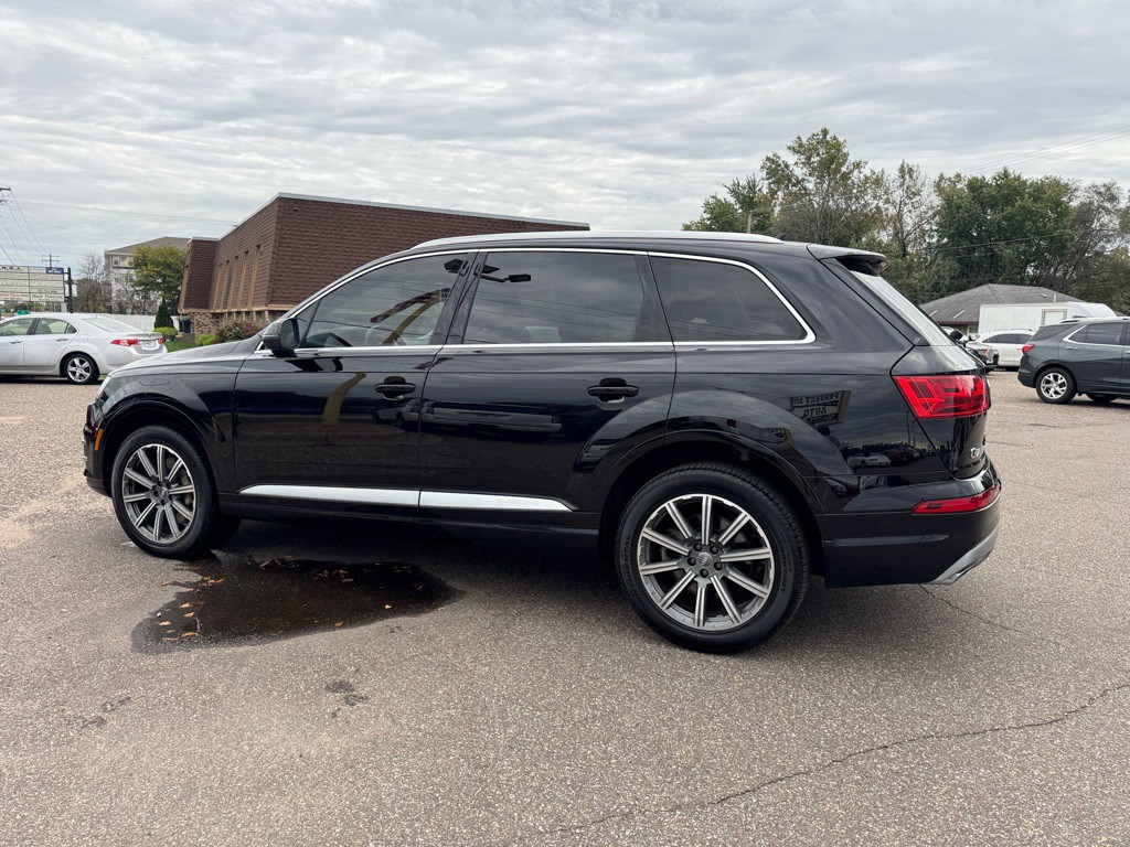 2019 Audi Q7 Image 8