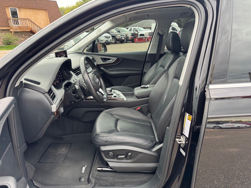2019 Audi Q7 Image 13