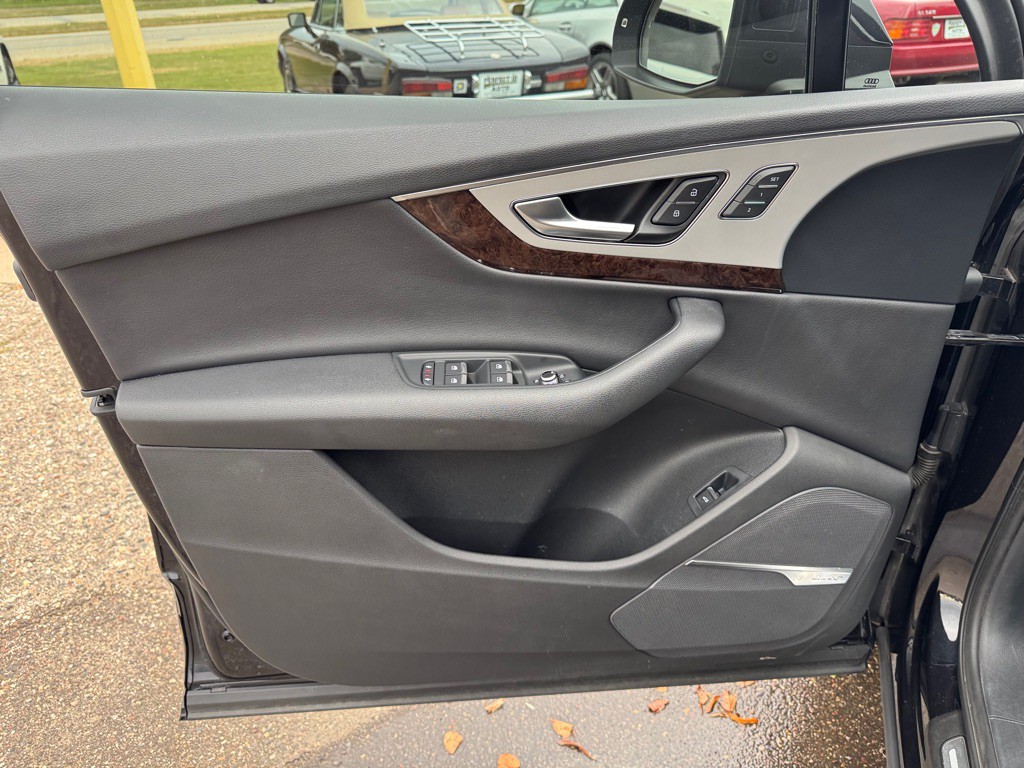 2019 Audi Q7 Image 16