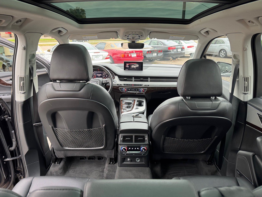 2019 Audi Q7 Image 25