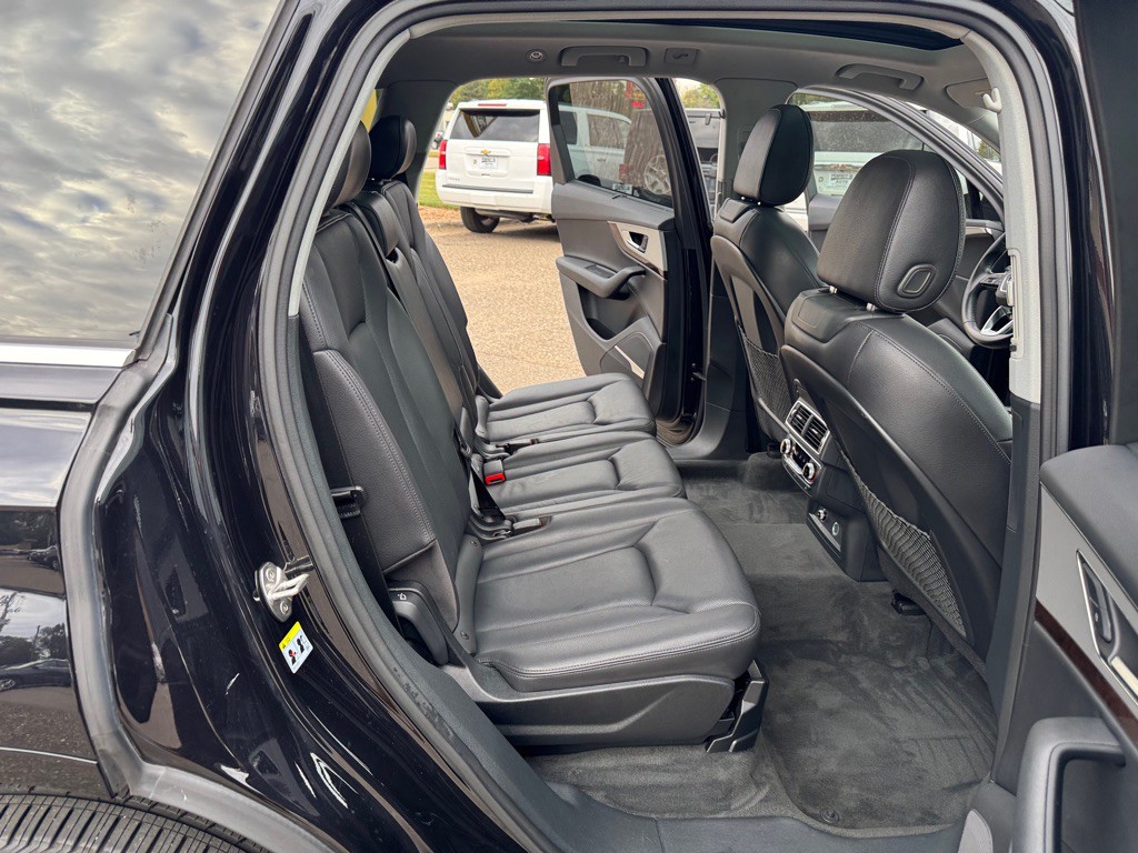 2019 Audi Q7 Image 28