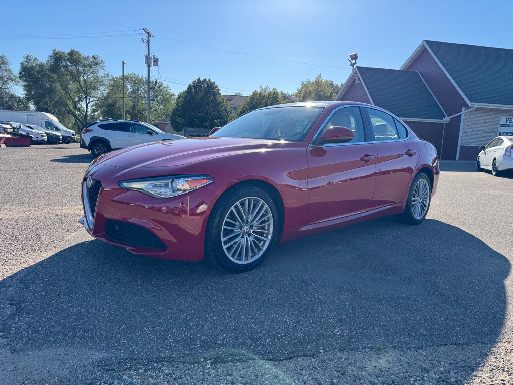 2018 Alfa Romeo Giulia Image 10