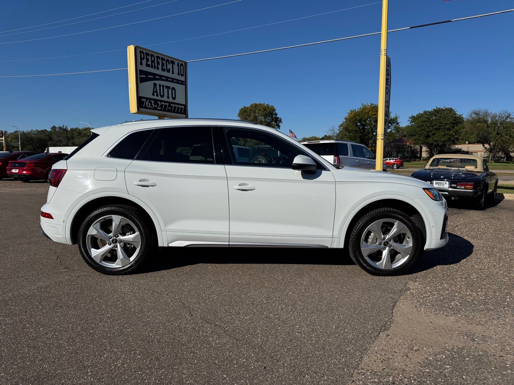 2021 Audi Q5 Image 3