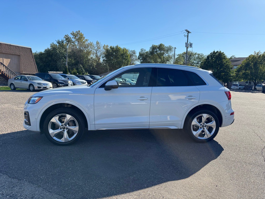 2021 Audi Q5 Image 9