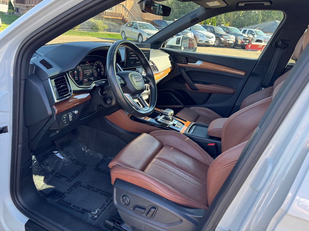 2021 Audi Q5 Image 17