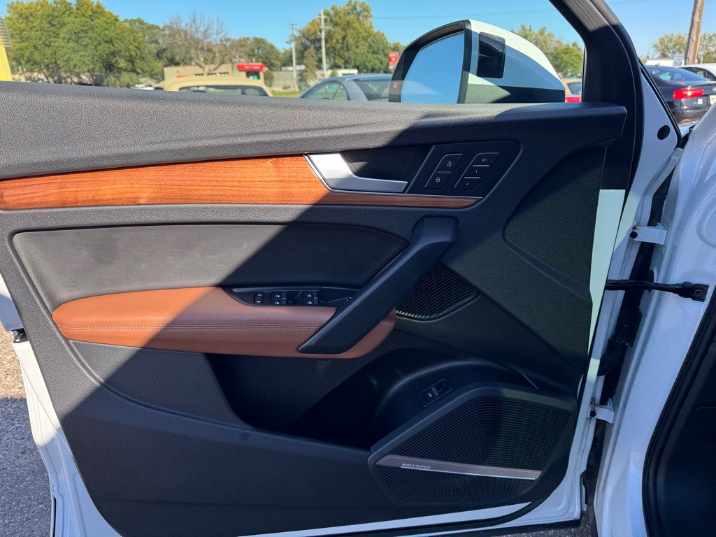 2021 Audi Q5 Image 19