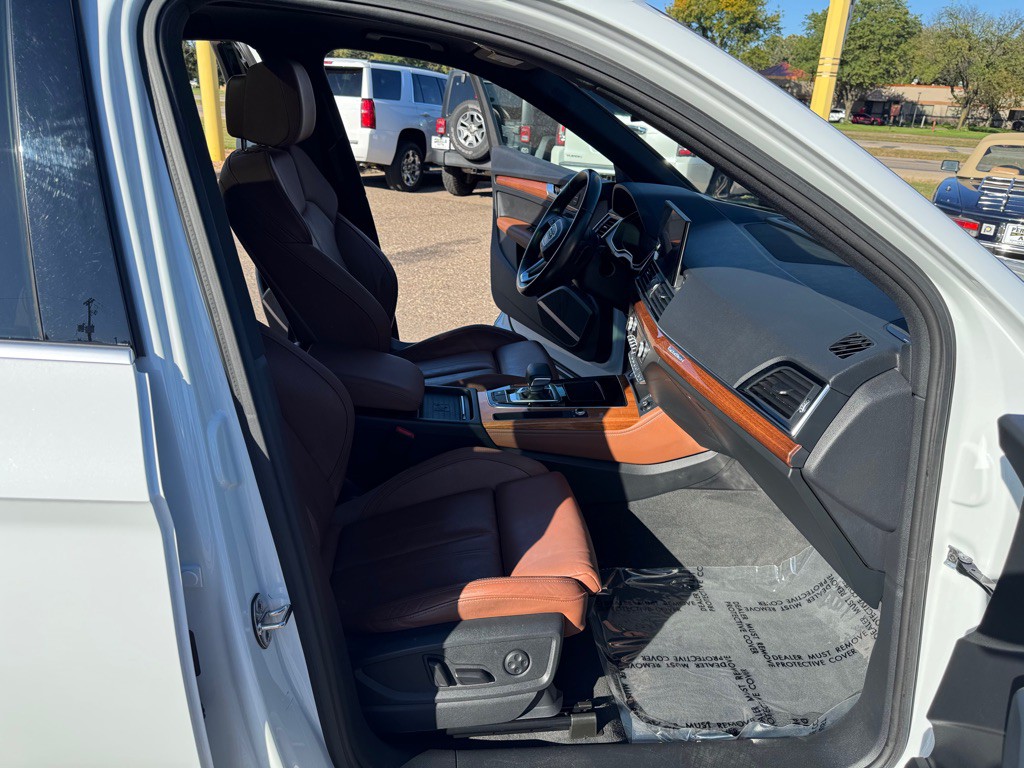 2021 Audi Q5 Image 31