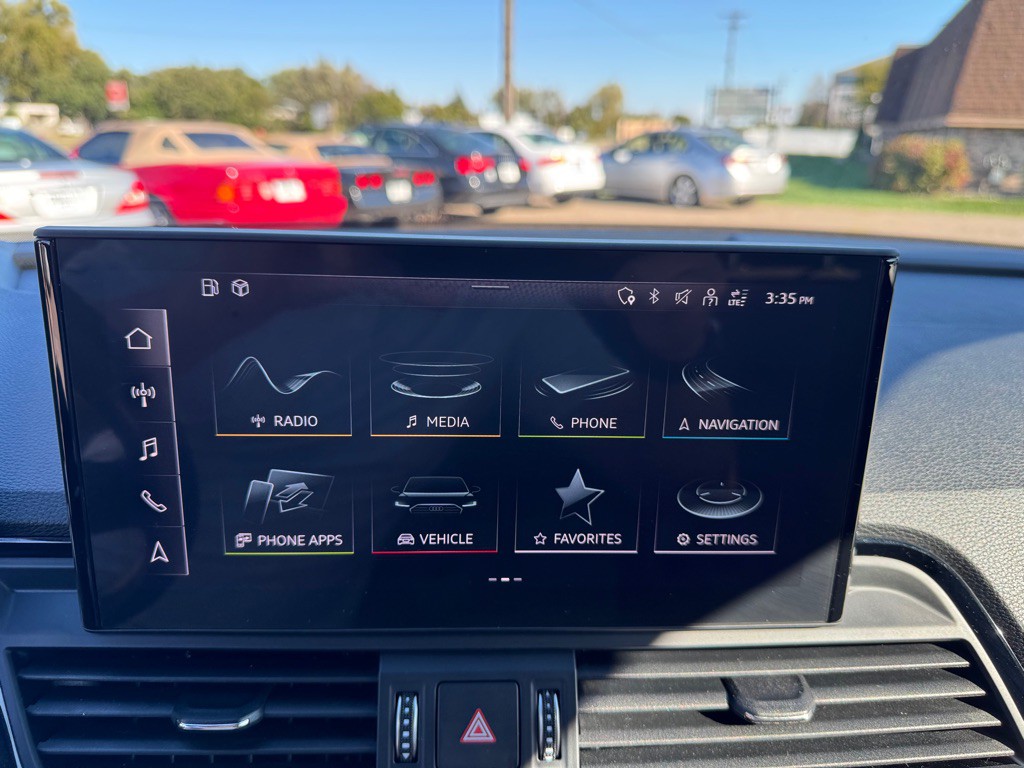 2021 Audi Q5 Image 42