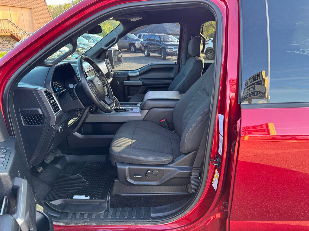 2017 Ford F-150 Image 17