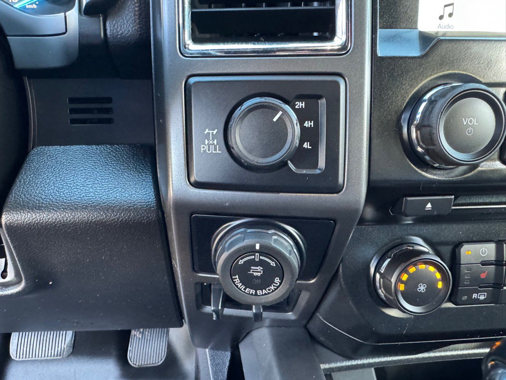 2017 Ford F-150 Image 40